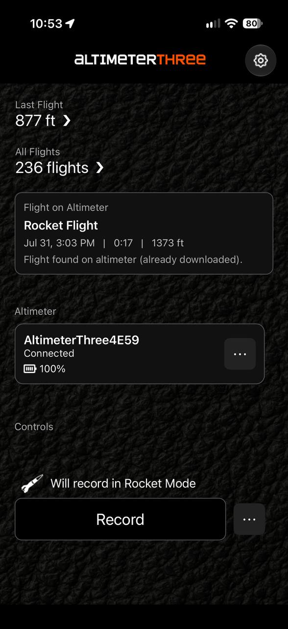 AltimeterThree Pi app showing a connected altimeter at 100 percent battery and the Record button in Rocket Mode.